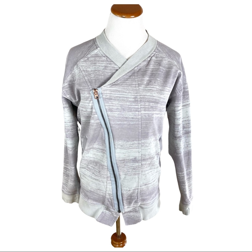 Lululemon Mula Bundle Wrap Asymmetrical Gray Stripe Jacket‎ Women’s Sz 4